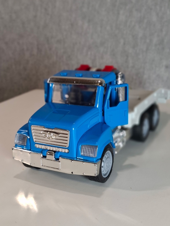tow trucks Other - Blue Die-Cast Toy Truck with Chrome Accents for Kids